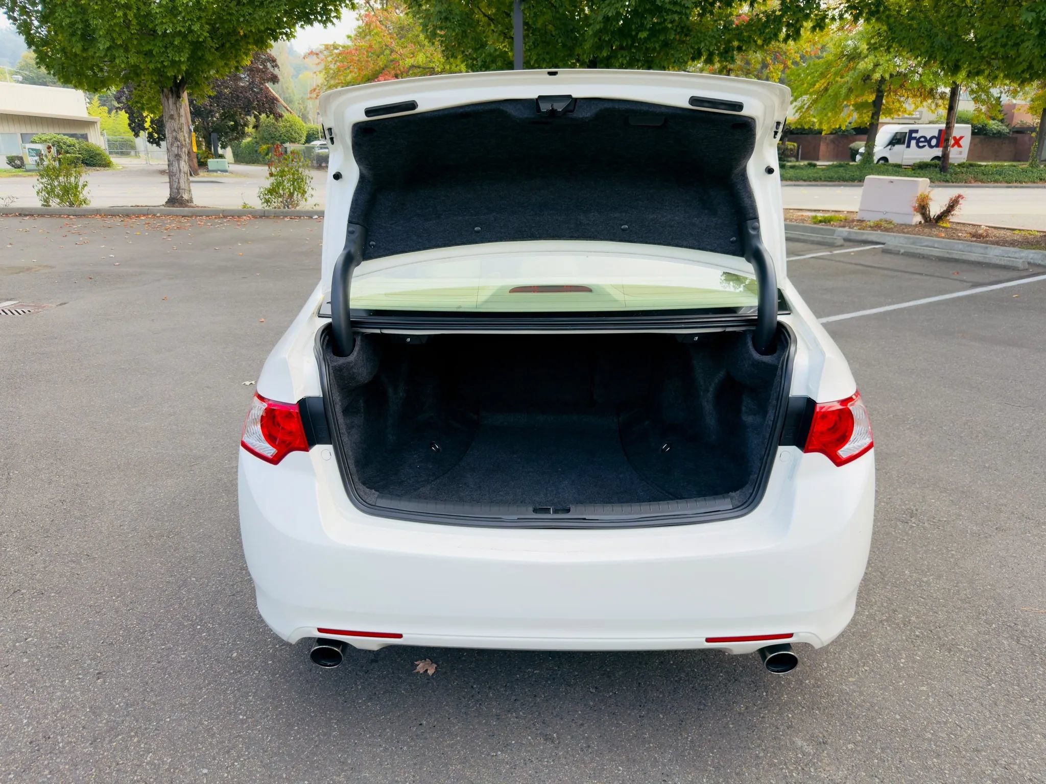 Used 2010 Acura TSX Sedan FWD image 18