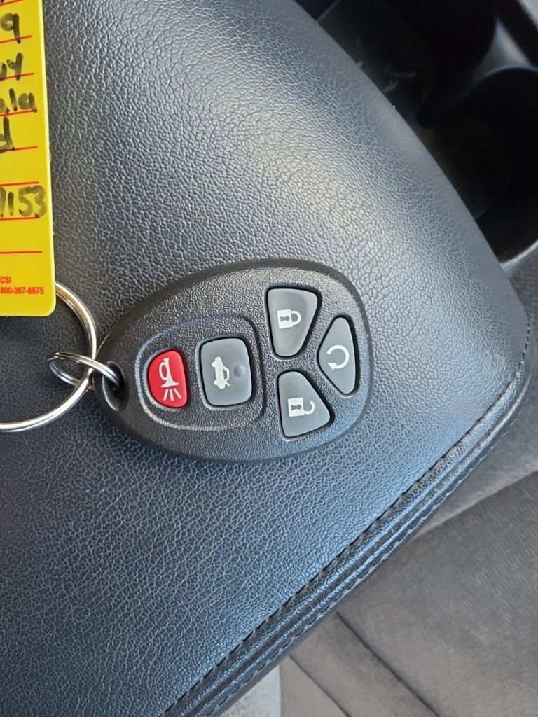 Used 2009 Chevrolet Impala LT image 12