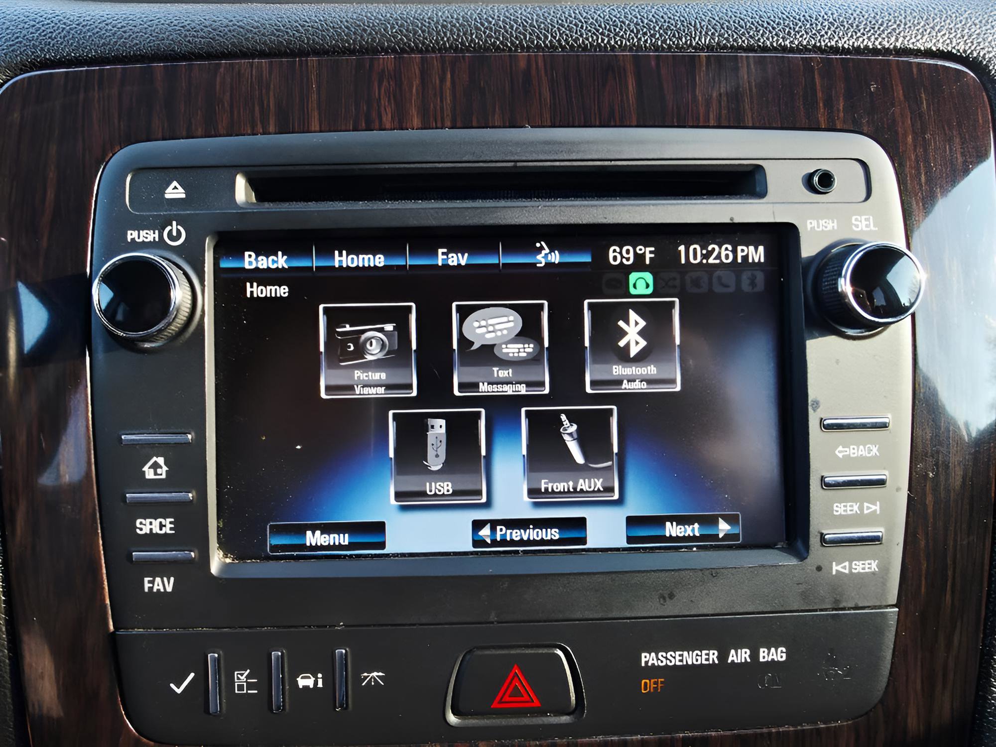 Used 2015 Chevrolet Traverse LT image 32