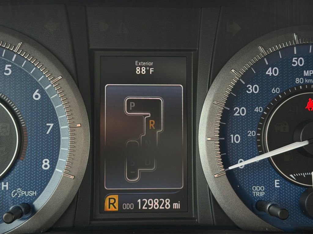 Used 2019 Toyota Sienna LE FWD image 23