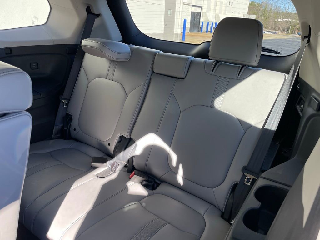 Certified 2025 Honda Pilot EX-L image 40