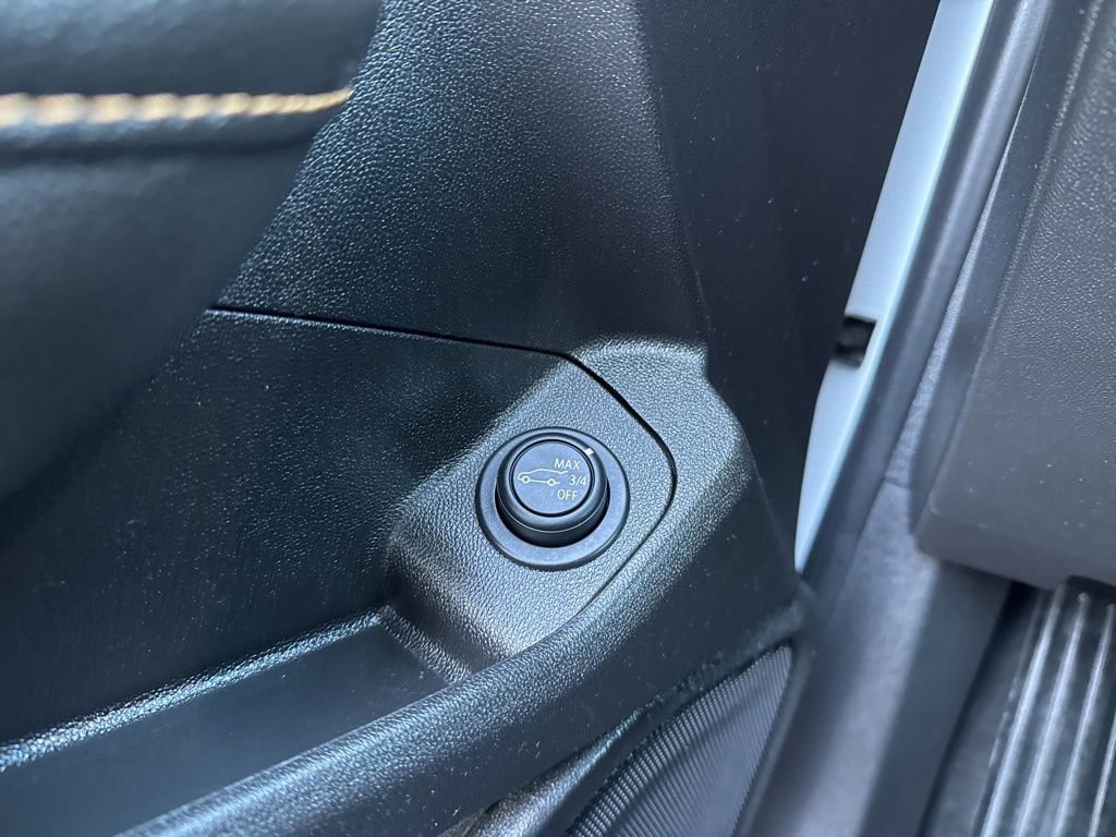 Used 2021 GMC Terrain SLE w/ Driver Convenience Package image 27