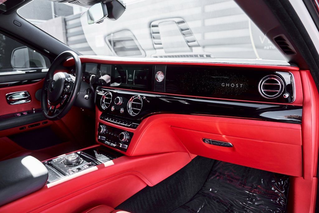 Used 2022 Rolls-Royce Ghost w/ Ghost Package AWD/4WD image 48