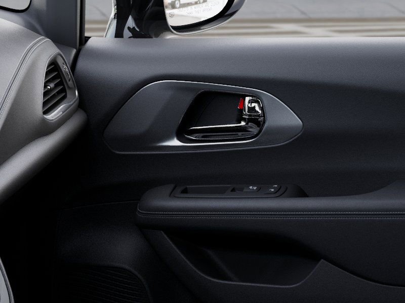 New 2026 Chrysler Pacifica Select image 25