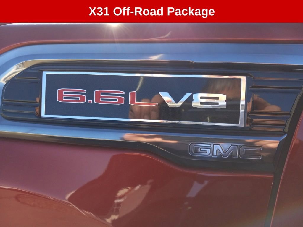 Used 2022 GMC Sierra 2500 AT4 w/ AT4 Premium Plus Package image 9