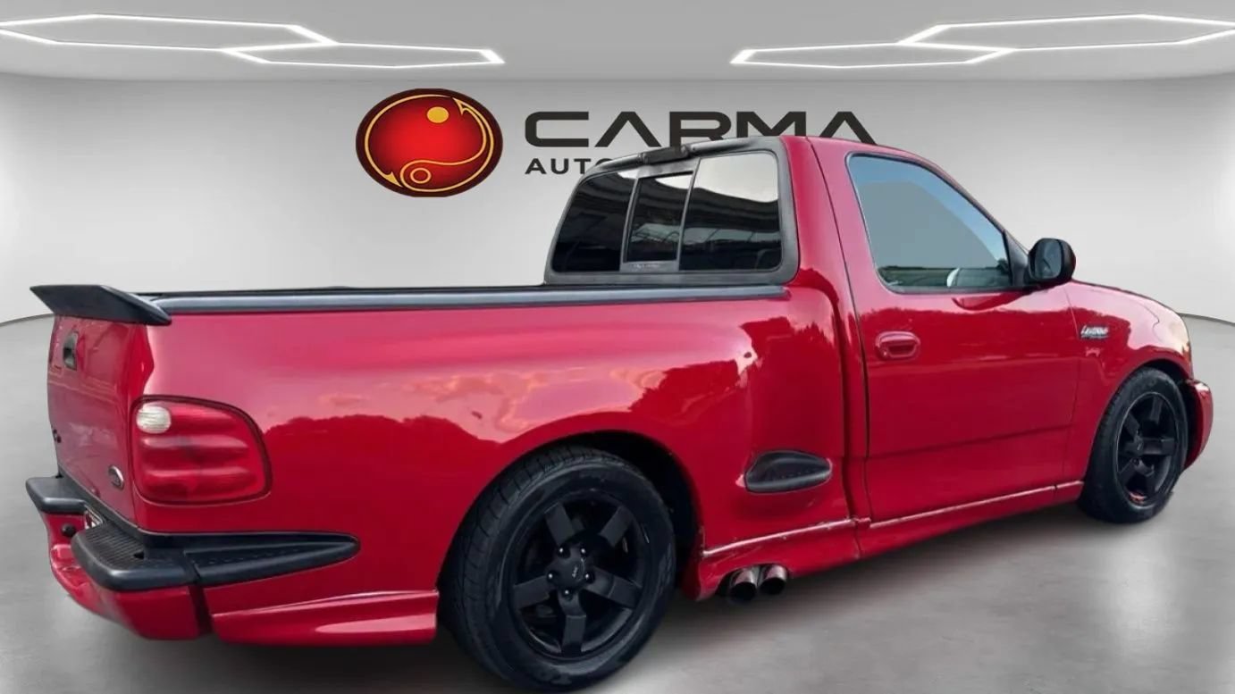 Used 2001 Ford F150 Lightning RWD image 6