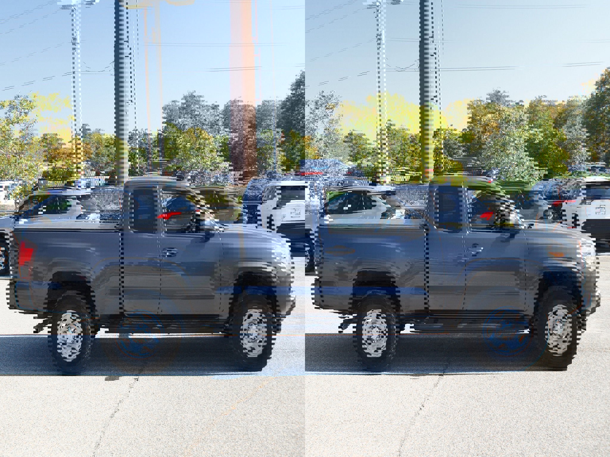 Used 2023 Toyota Tacoma SR w/ SR Convenience Package image 17