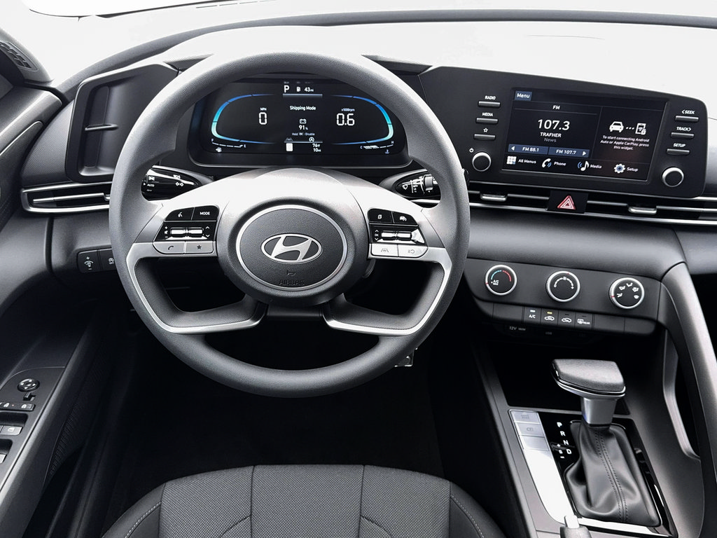 Used 2026 Hyundai Elantra SE FWD image 17