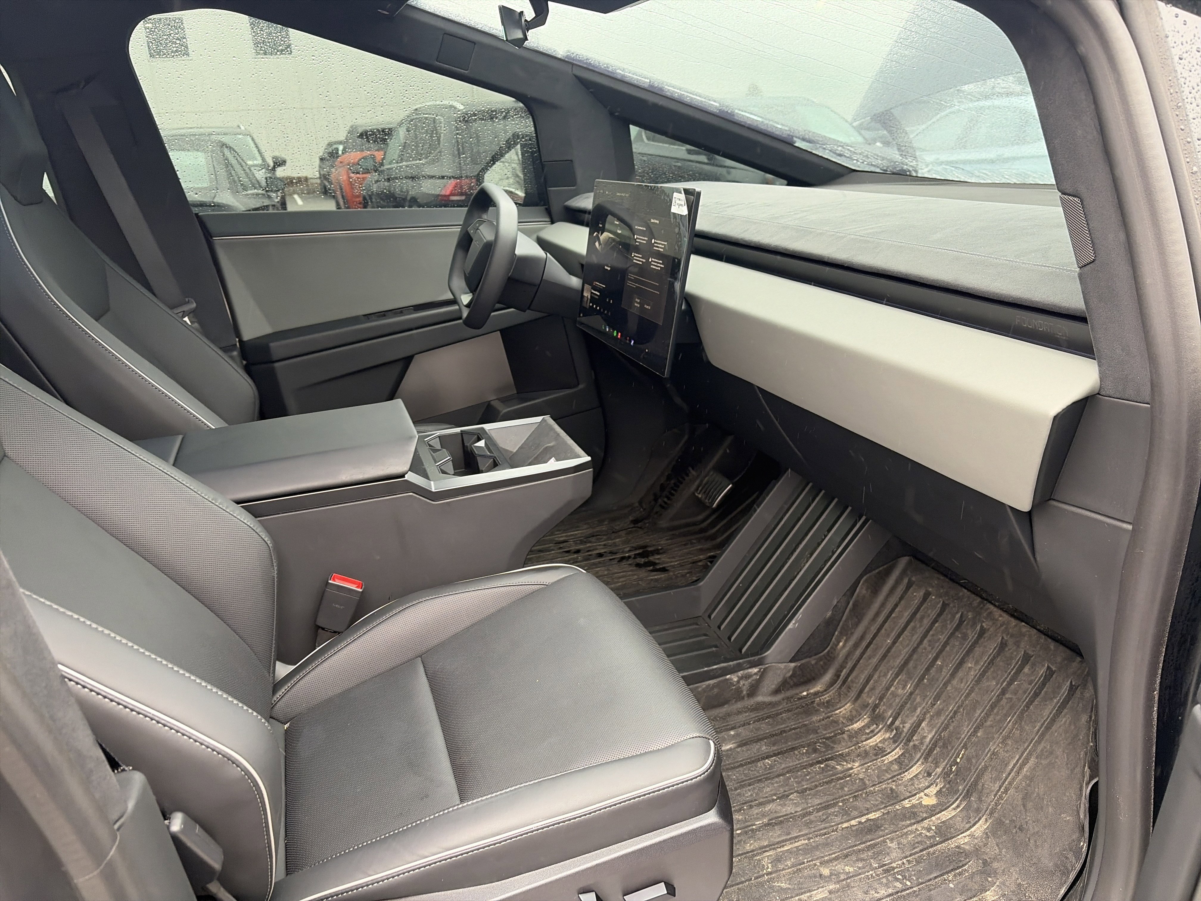 Used 2024 Tesla Cybertruck Cyberbeast image 27