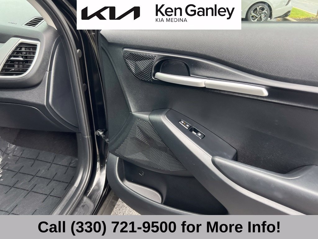 Certified 2025 Kia Seltos LX AWD/4WD image 55