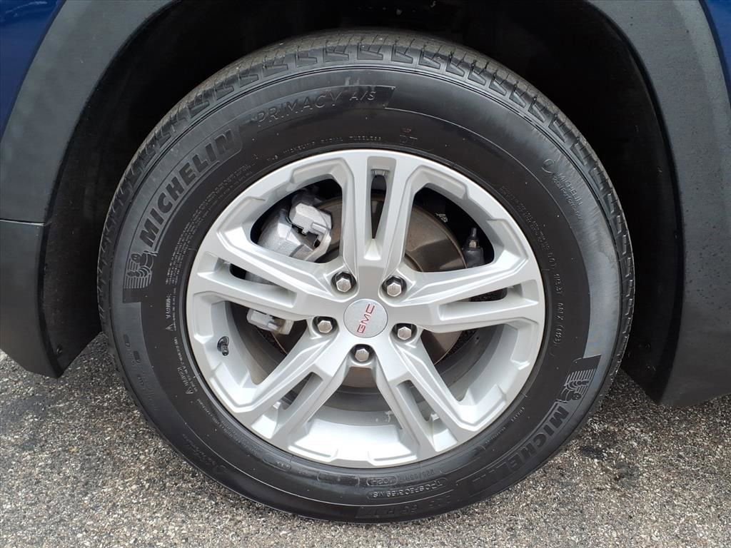 Certified 2023 GMC Terrain SLE w/ Driver Convenience Package FWD image 12