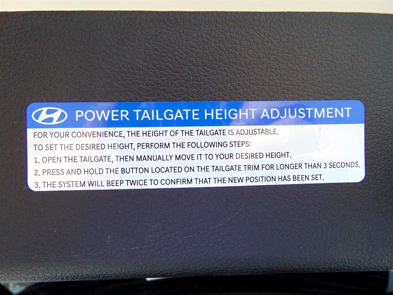 Used 2023 Hyundai Santa Fe Limited image 13