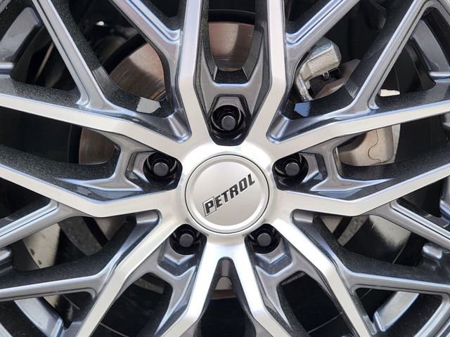 Used 2025 Hyundai Elantra Sport image 12