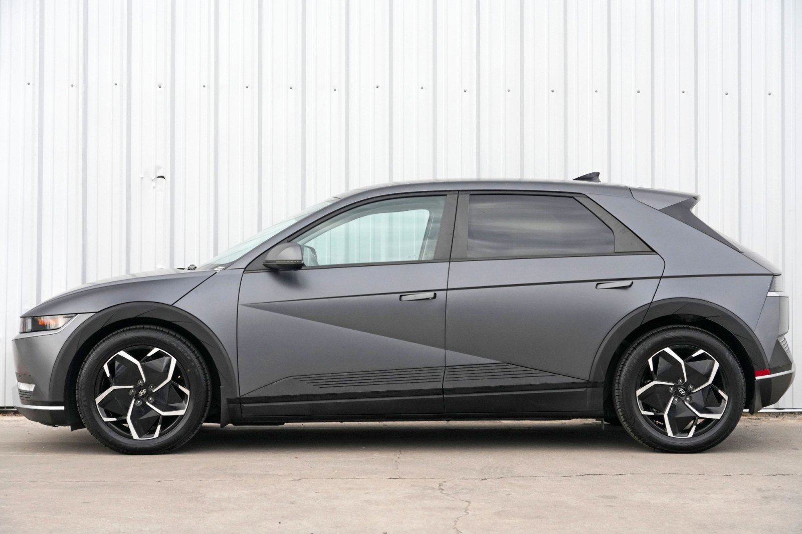 Used 2023 Hyundai Ioniq 5 SEL image 8