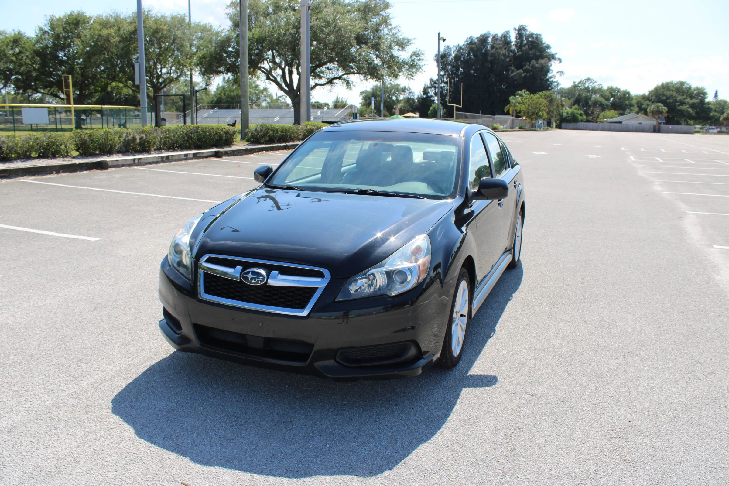 Used 2014 Subaru Legacy 2.5i Premium AWD/4WD image 18