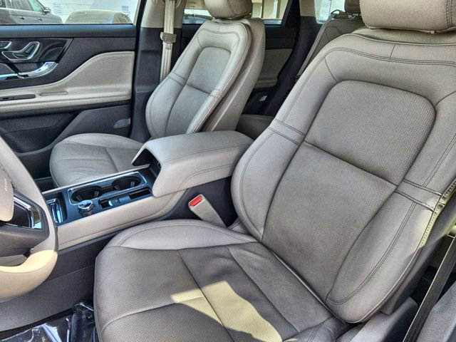 Used 2023 Lincoln Corsair Reserve w/ Equipment Group 201A image 19