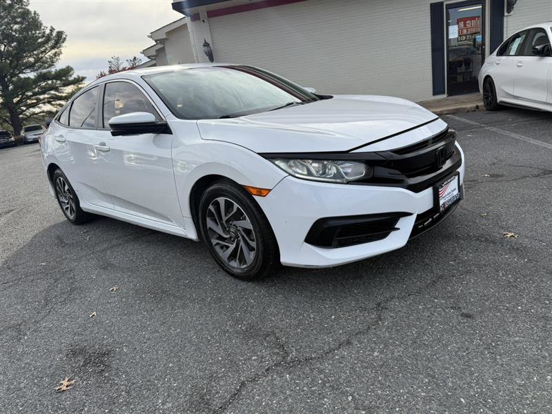 Used 2018 Honda Civic EX image 2
