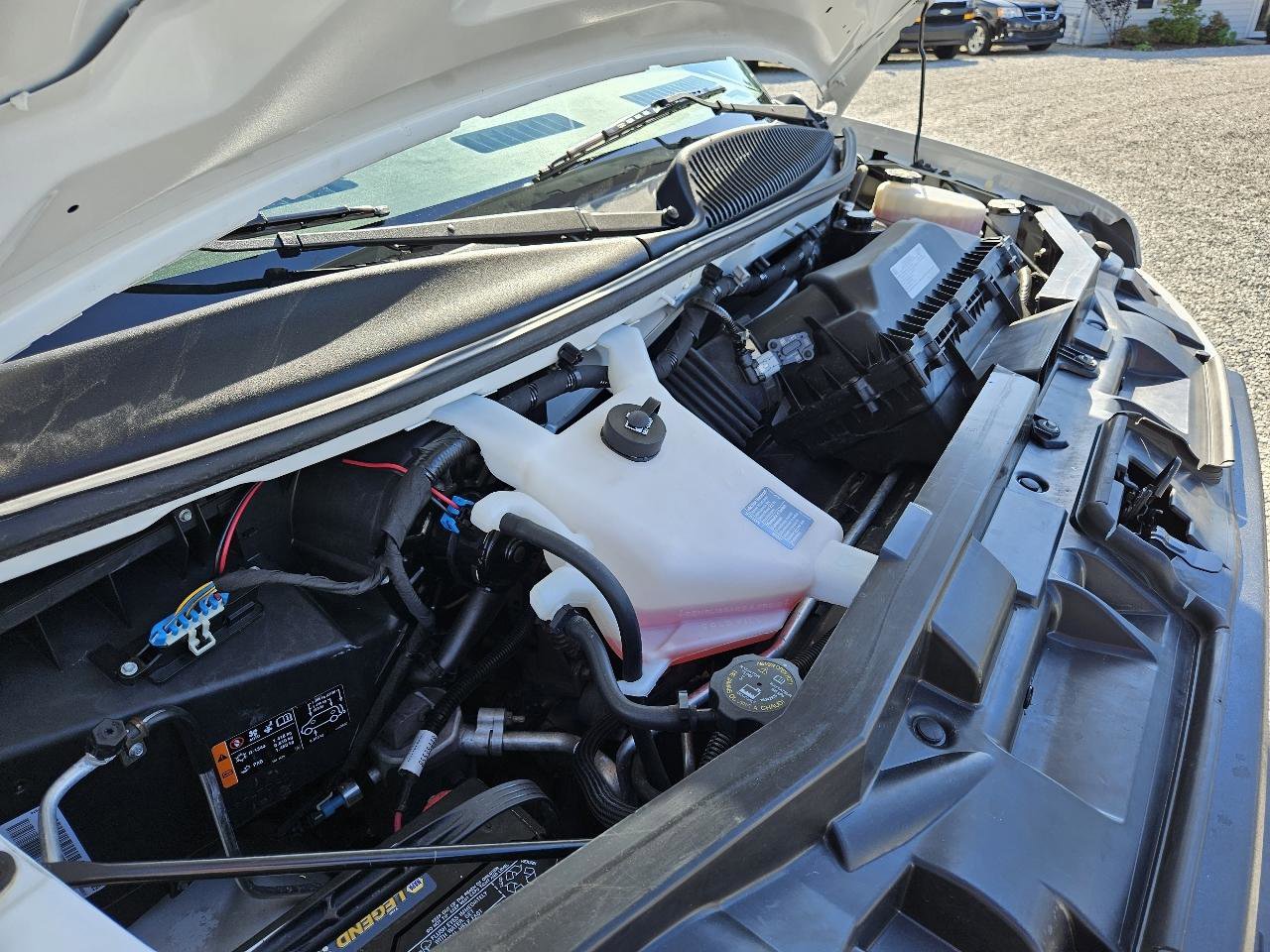 Used 2022 GMC Savana 3500 Extended w/ Power Convenience Package RWD image 60