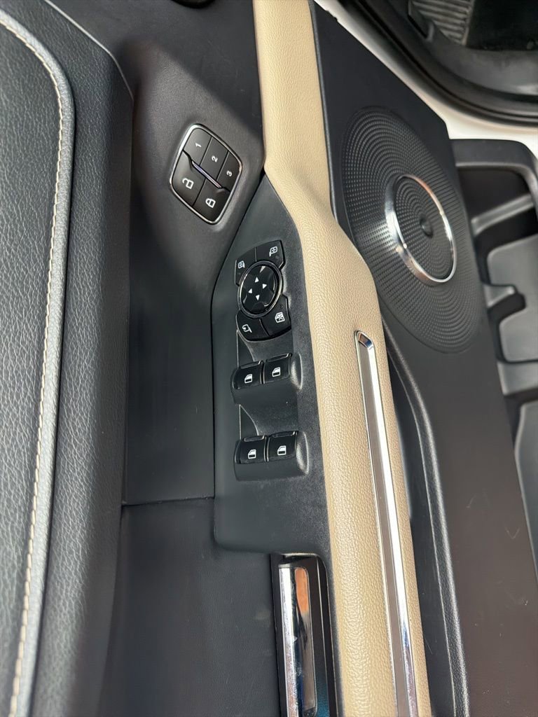 Used 2024 Ford Expedition Max Limited AWD/4WD image 23