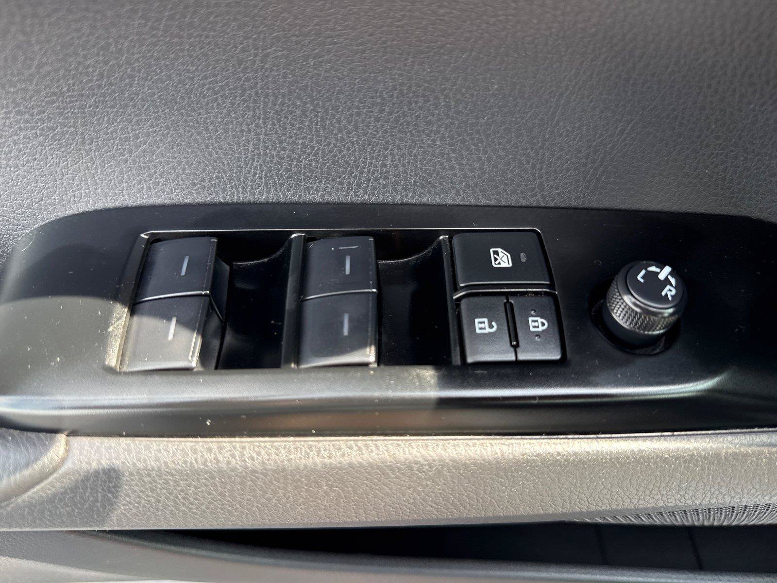 Used 2025 Toyota Camry LE FWD image 11