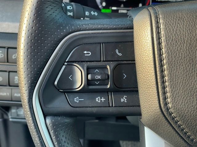 Used 2025 Toyota 4Runner Trailhunter AWD/4WD image 16