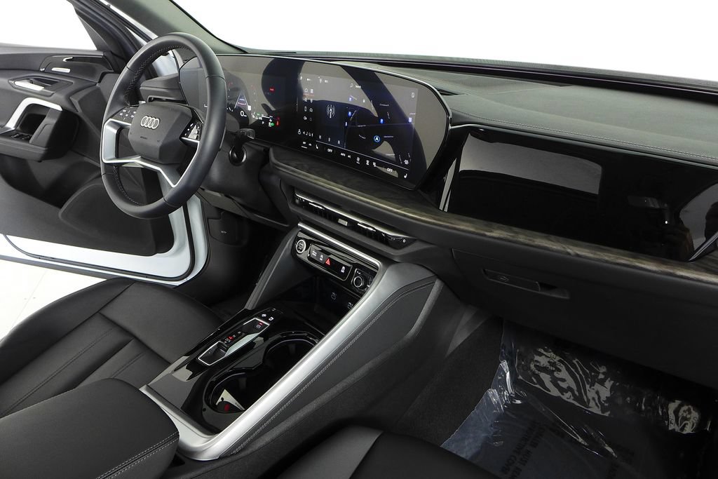 Used 2025 Audi Q5 Premium Plus w/ Premium Plus AWD/4WD image 13