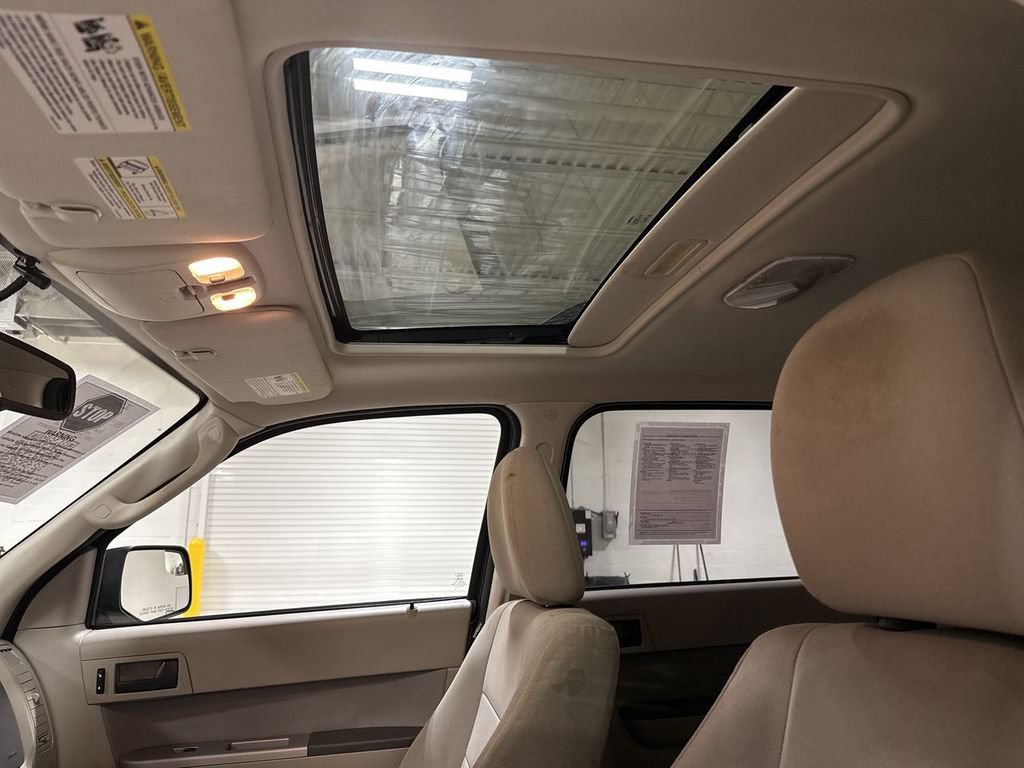 Used 2012 Ford Escape XLT image 18
