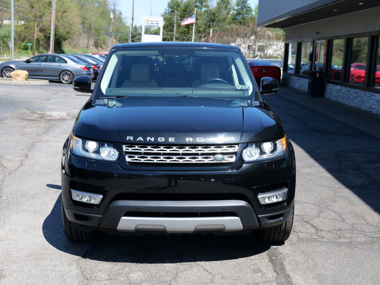Used 2015 Land Rover Range Rover Sport HSE image 11