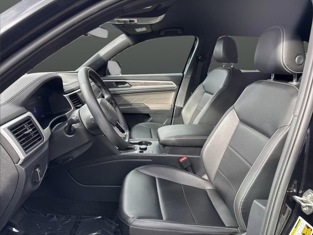 Used 2022 Volkswagen Atlas Cross Sport SE image 4