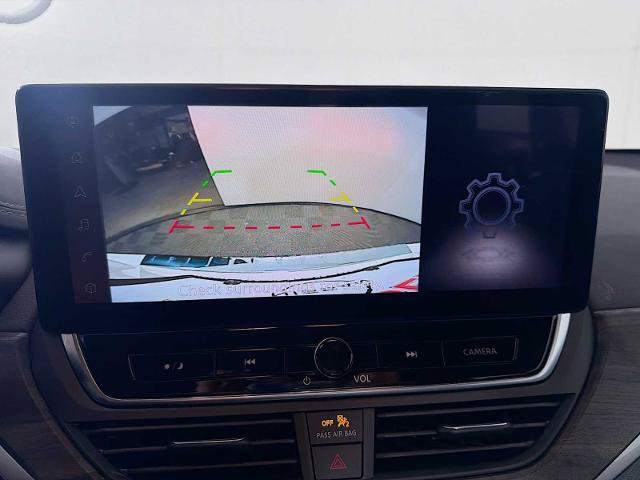 Certified 2023 Nissan Altima 2.5 SV w/ SV Premium Package FWD image 12