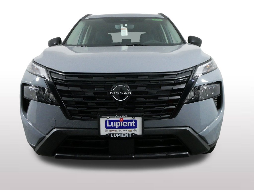 New 2026 Nissan Rogue Dark Armor AWD/4WD image 3