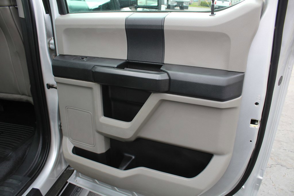 Used 2018 Ford F350 XL w/ Power Equipment Group image 26