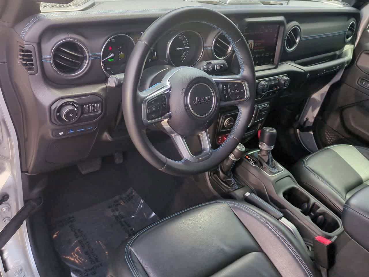 Used 2022 Jeep Wrangler Unlimited Rubicon 4xe w/ Safety Group image 10