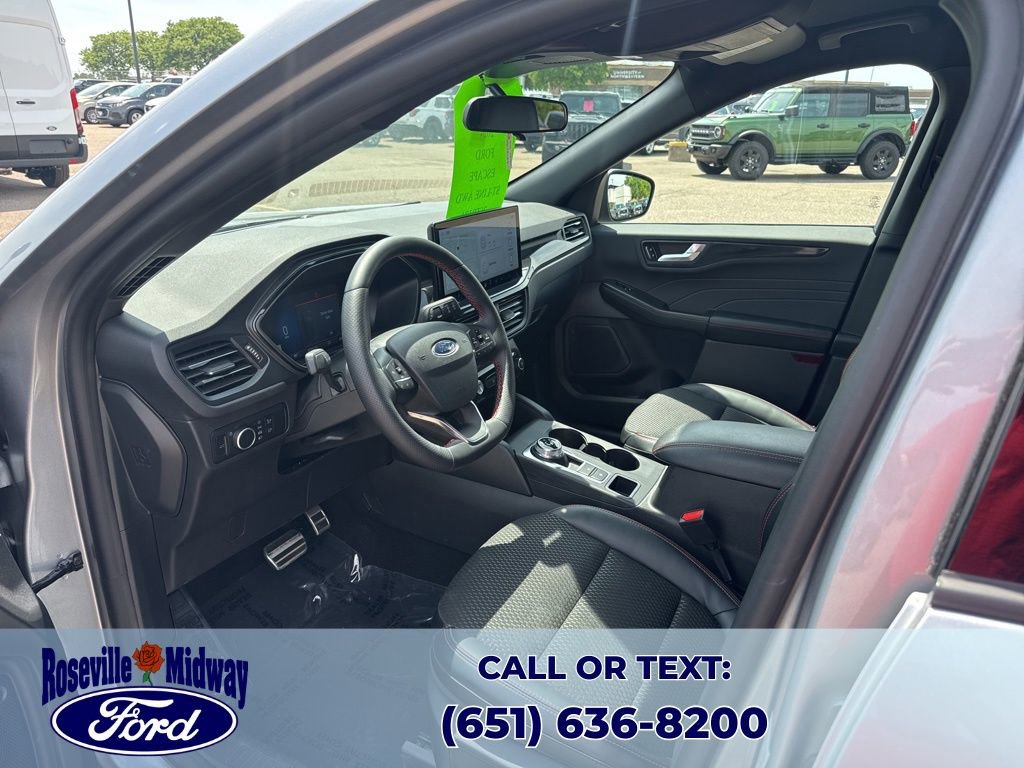 Used 2024 Ford Escape ST-Line w/ Tech Pack #1 AWD/4WD image 25