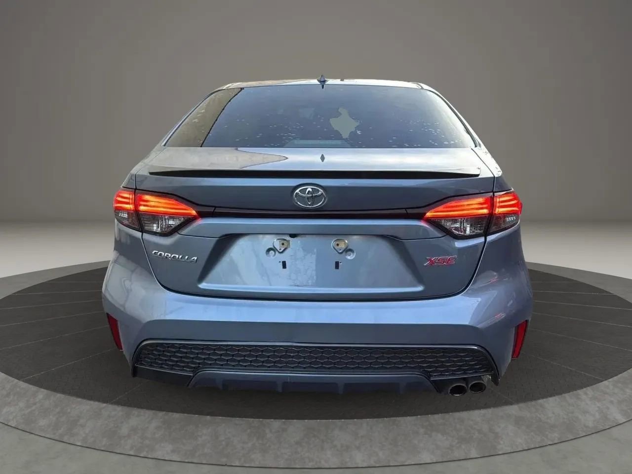 Used 2021 Toyota Corolla XSE image 6