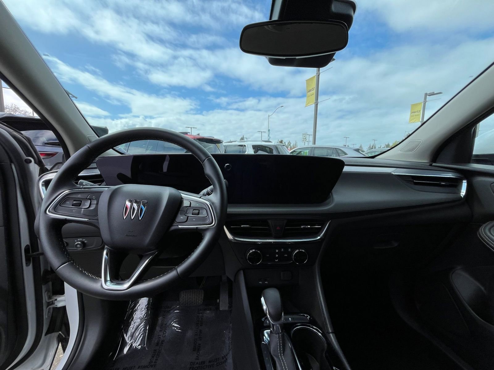 Used 2025 Buick Encore GX Preferred AWD/4WD image 34