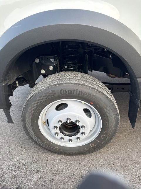 New 2026 Ford F450 XL w/ XL Chrome Package image 19