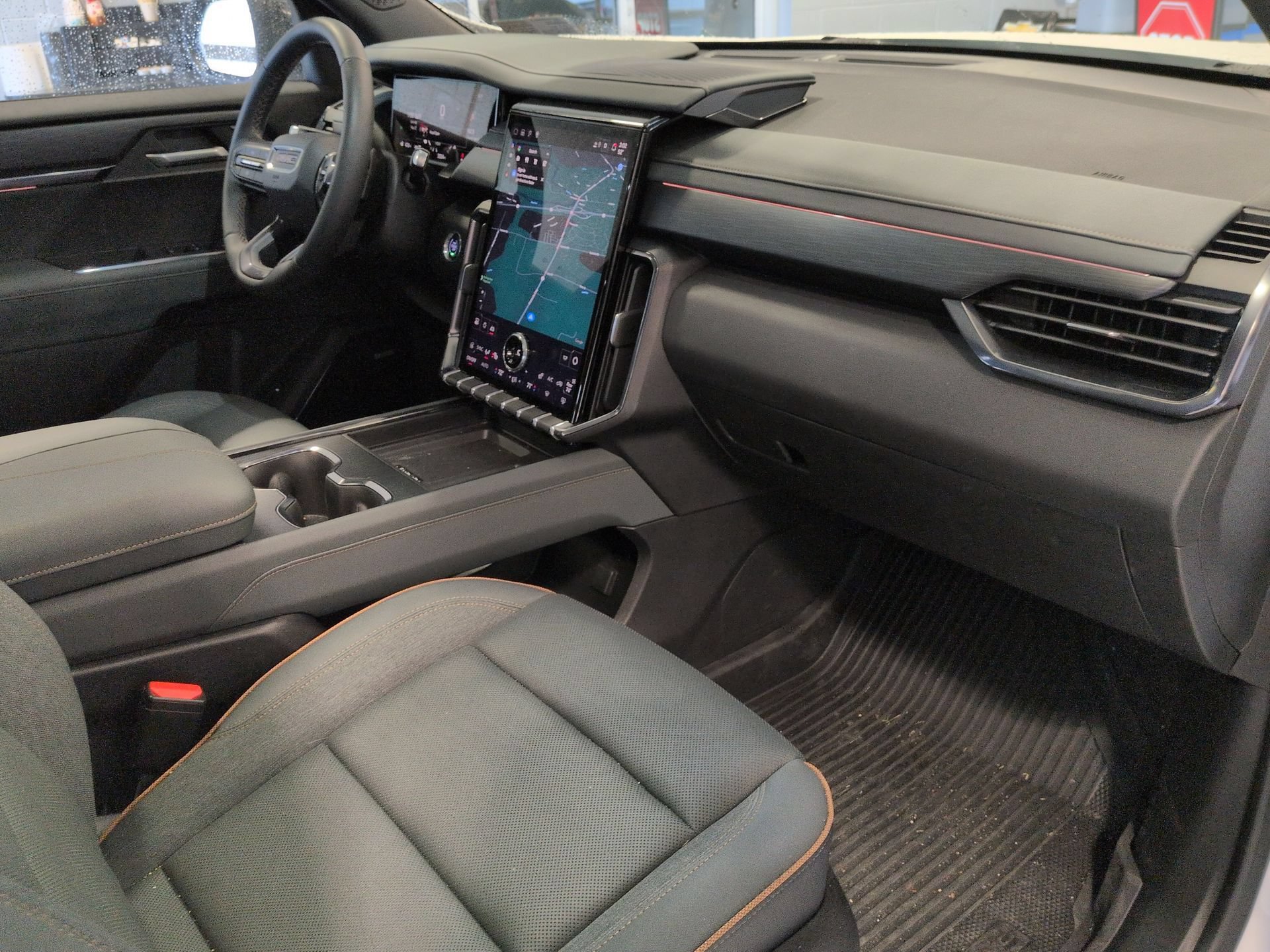 Certified 2025 GMC Acadia AT4 w/ Luxury Package AWD/4WD image 30