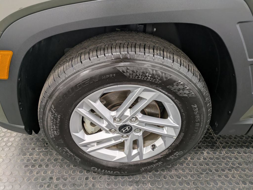 Certified 2025 Hyundai Tucson SE AWD/4WD image 7