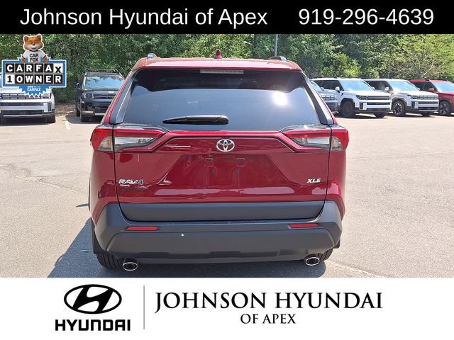 Used 2025 Toyota RAV4 XLE w/ Convenience Package FWD image 17