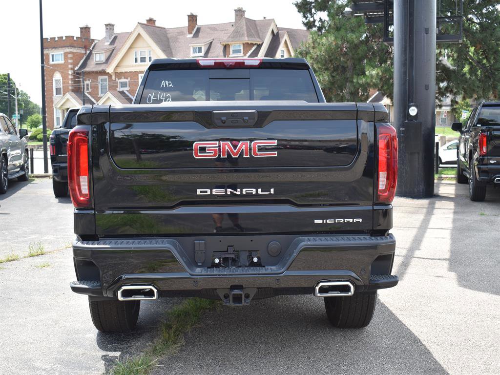 New 2025 GMC Sierra 1500 Denali image 9