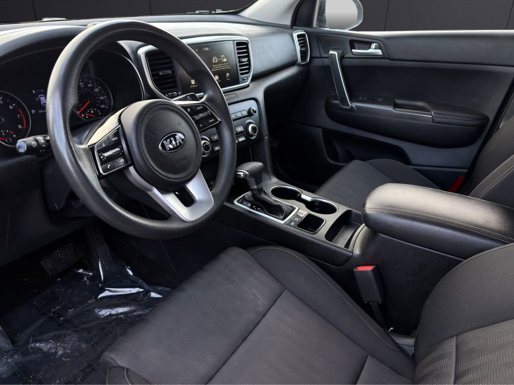 Used 2022 Kia Sportage LX image 12