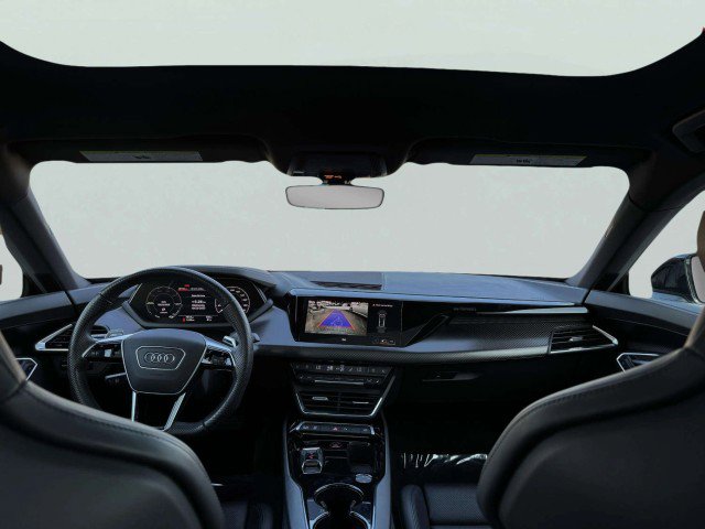 Used 2023 Audi e-tron GT Premium Plus w/ Performance Package image 33
