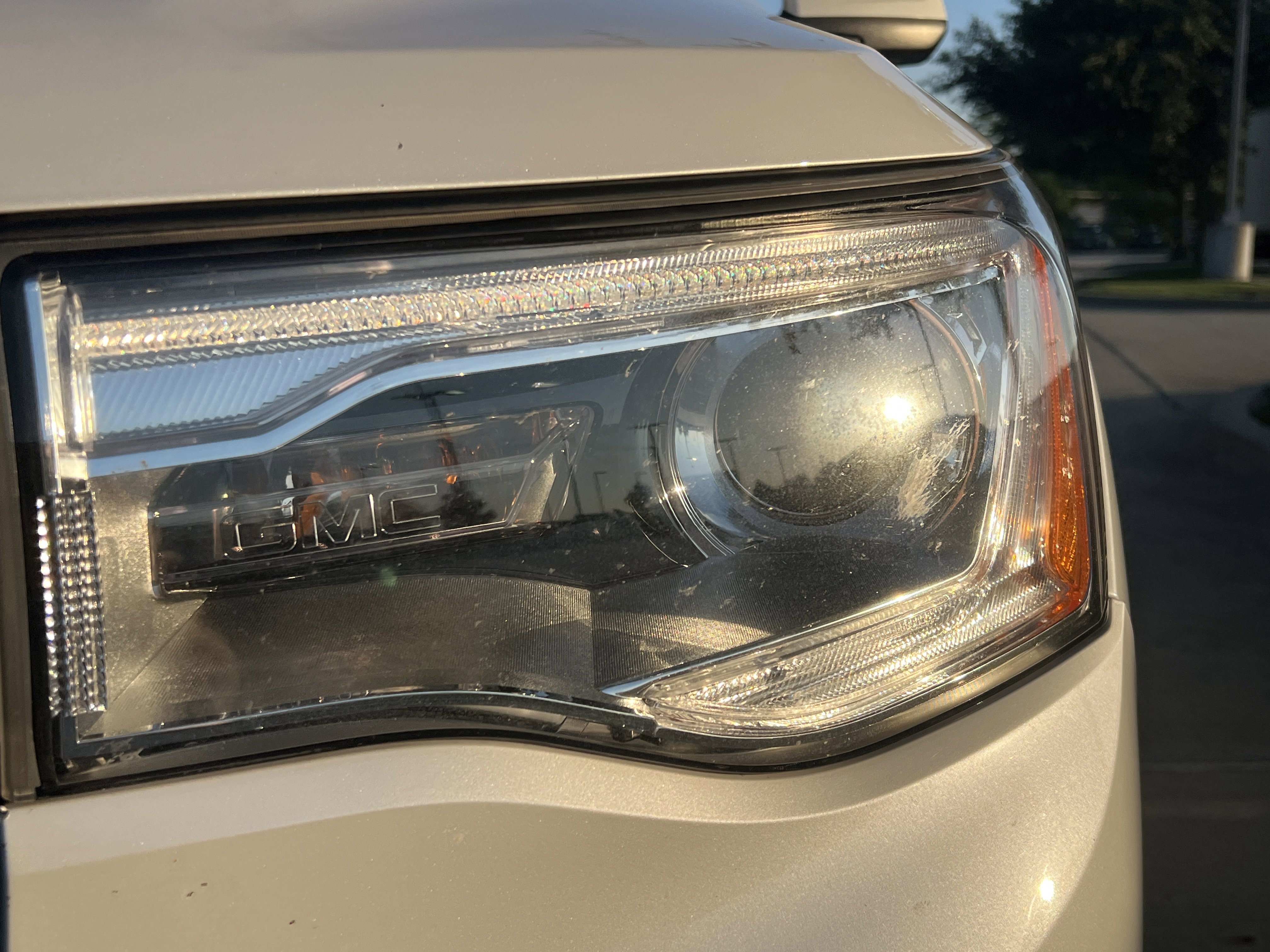 Used 2017 GMC Acadia Denali w/ Technology Package FWD image 6