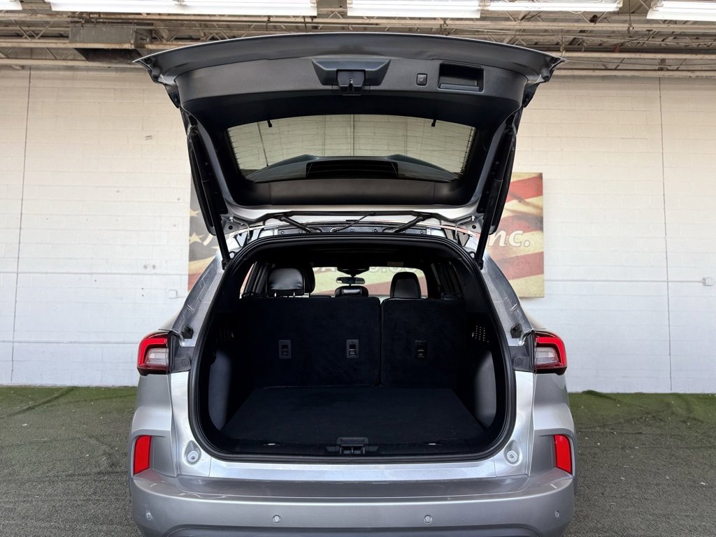 Used 2023 Ford Escape ST-Line Select w/ Tech Pack #2 image 25