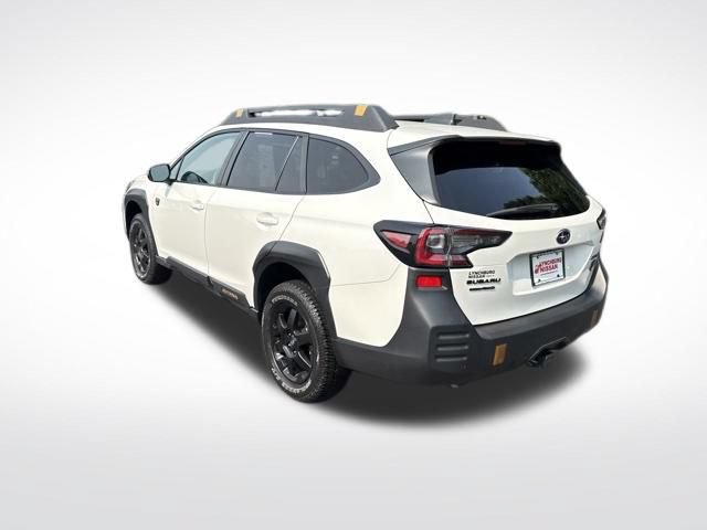 Used 2025 Subaru Outback Wilderness AWD/4WD image 5