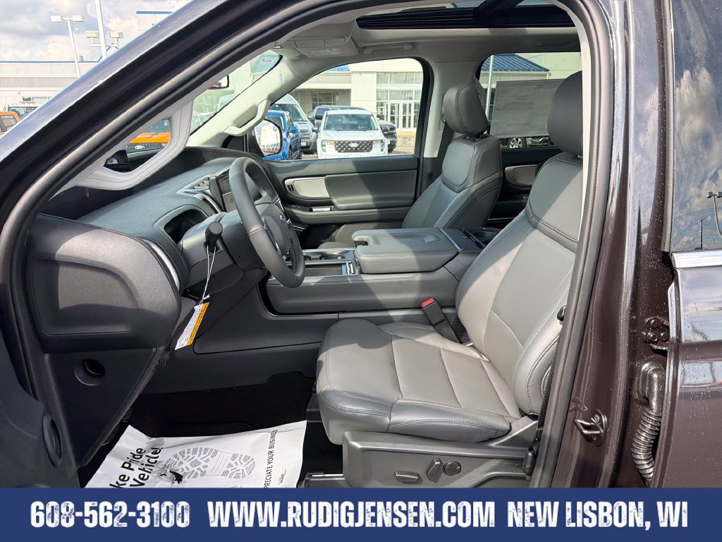 New 2026 Ford Expedition Max Active AWD/4WD image 9