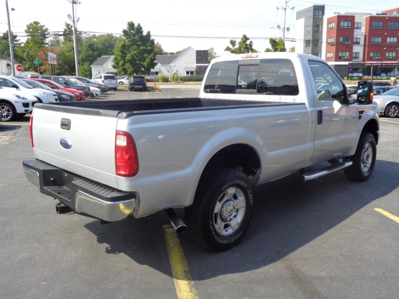 Used 2010 Ford F250 XLT AWD/4WD image 12