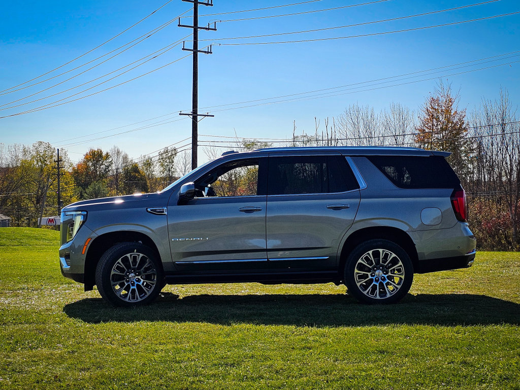 New 2027 GMC Yukon Denali w/ Denali Reserve Package AWD/4WD image 6