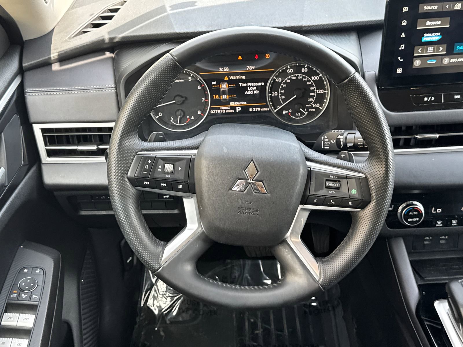 Used 2025 Mitsubishi Outlander SE FWD image 24